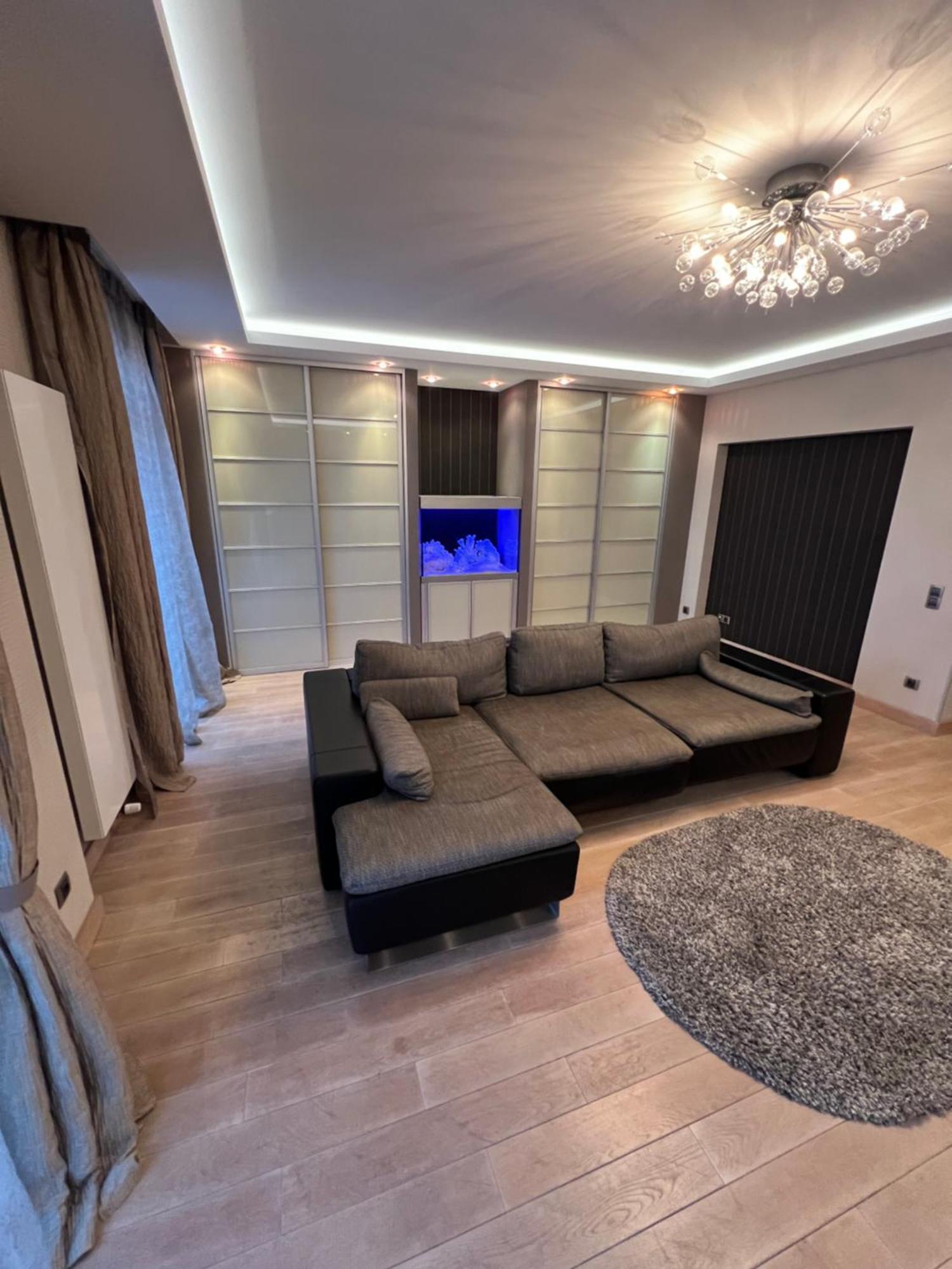Apartment On Arkhipenka With Panorama View Lviv Exterior photo