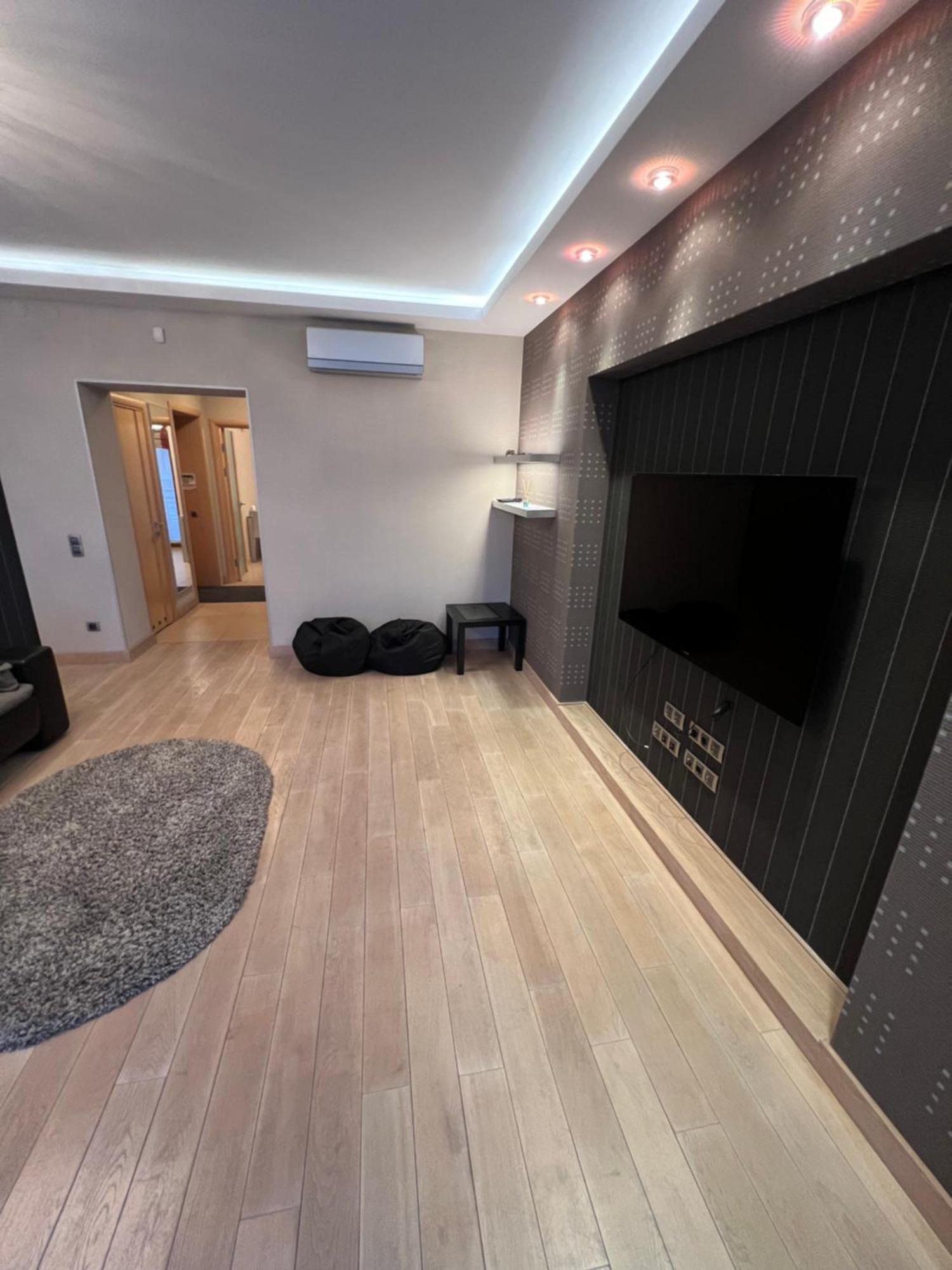 Apartment On Arkhipenka With Panorama View Lviv Exterior photo